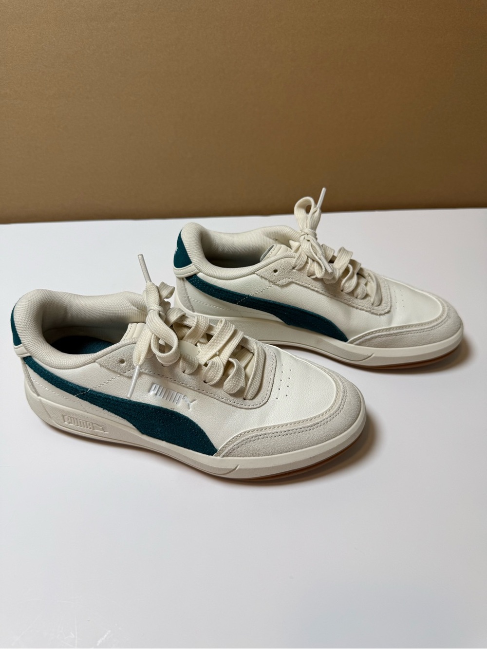 PUMA Club Pearl Women's Retro Casual Sneakers White Teal Size 6 Streetwear
